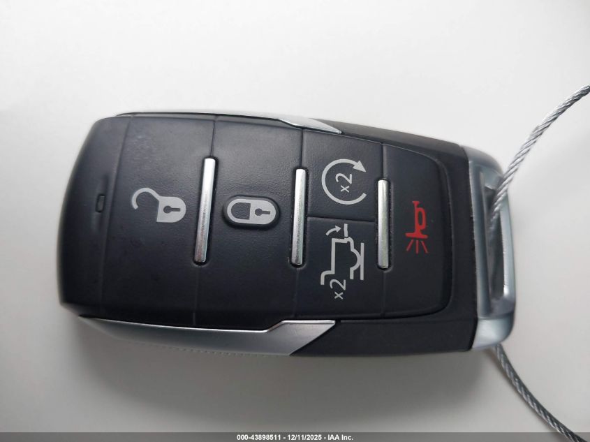 2024 Ram 1500 Laramie 4X4 6'4 Box VIN: 1C6SRFRT3RN170701 Lot: 43898511