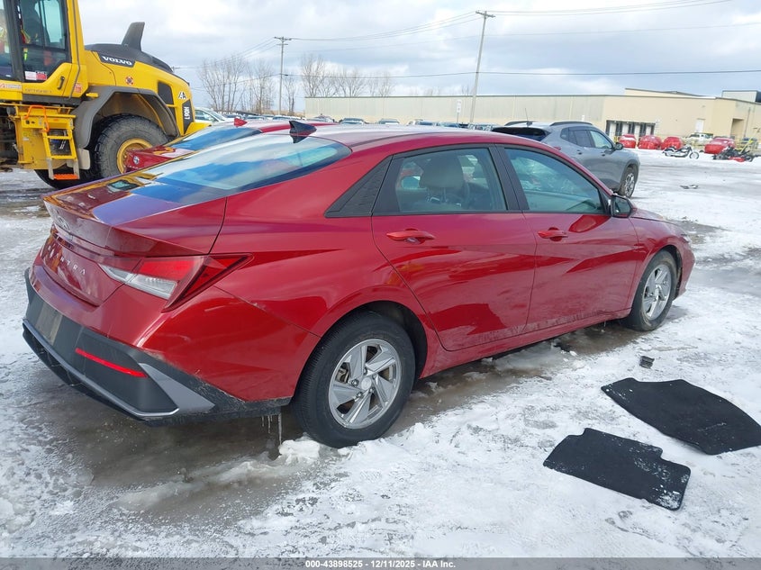 2024 Hyundai Elantra Se