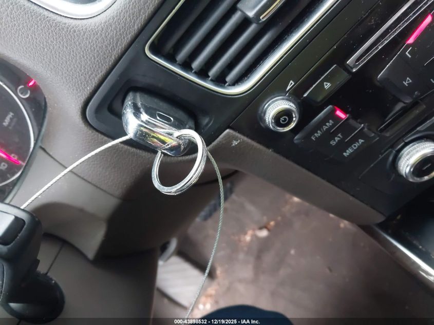 2014 Audi Q5 2.0T Premium VIN: WA1CFAFP3EA031857 Lot: 43898532