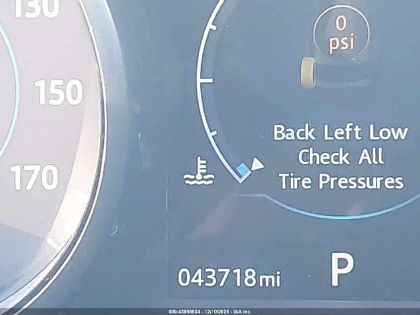 2017 Jaguar F-Pace 20D Premium VIN: SADCJ2BNXHA099838 Lot: 43898534