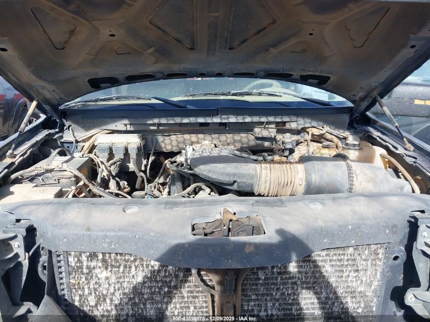 2004 Ford F-150 Stx/Xlt VIN: 1FTRX02W64KD41708 Lot: 43898575