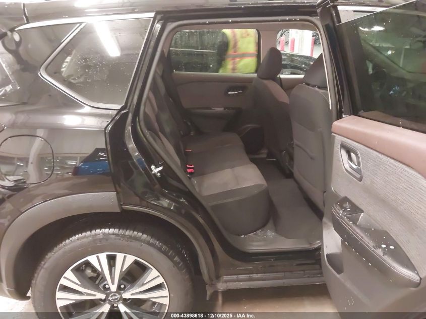 2023 Nissan Rogue Sv Intelligent Awd VIN: 5N1BT3BB4PC925790 Lot: 43898618