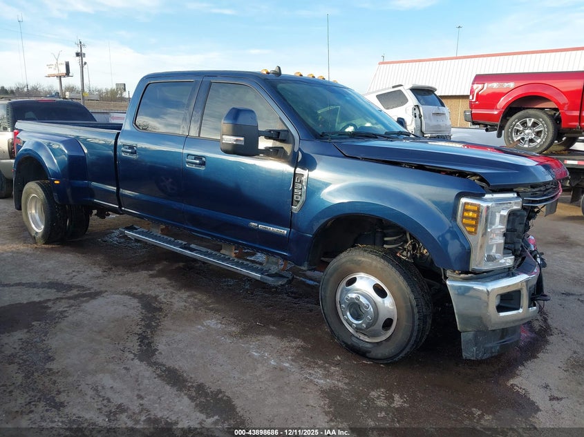 2019 FORD F-350 LARIAT