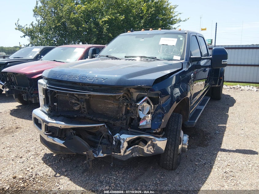 2019 FORD F-350 auction photo 2