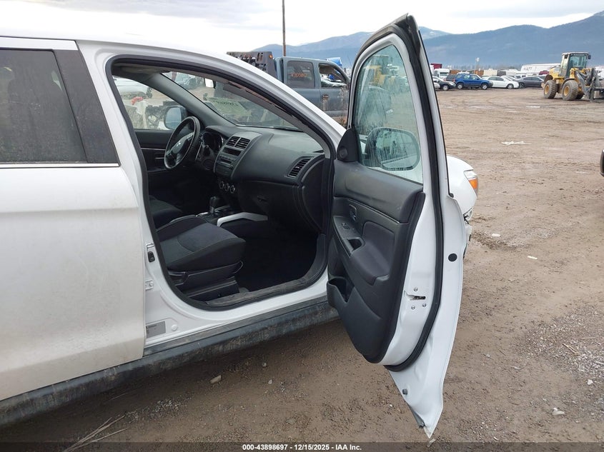 2013 Mitsubishi Outlander Sport Se