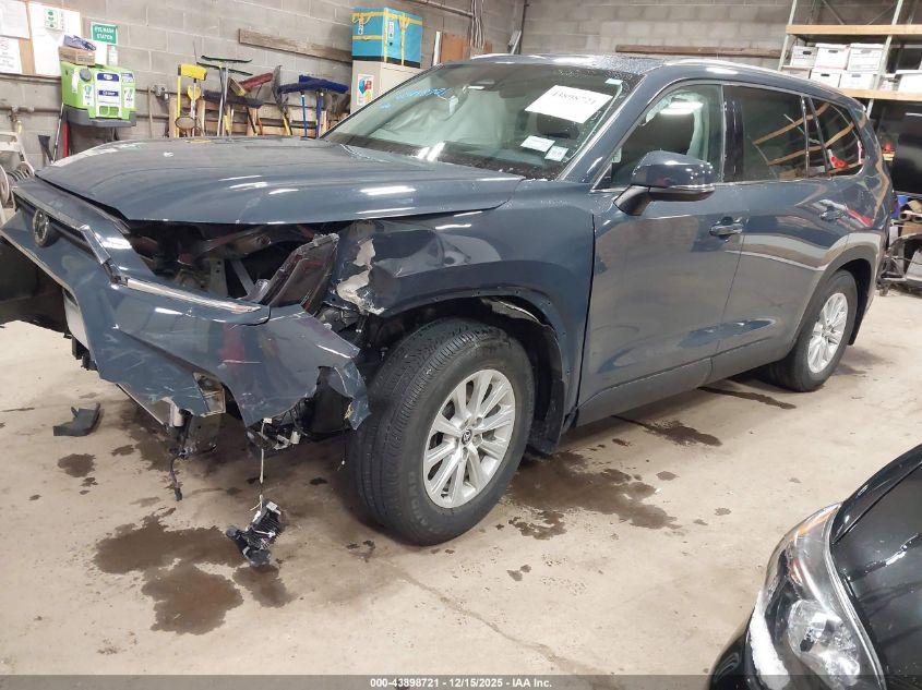 2024 Toyota Highlander - 5TDAAAB52RS006327