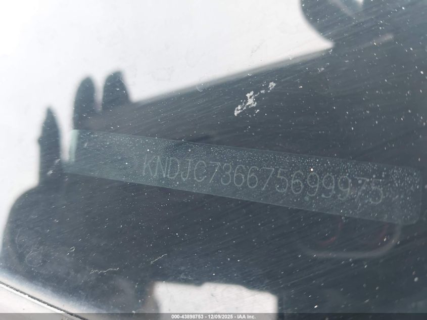 2007 Kia Sorento Lx VIN: KNDJC736675699975 Lot: 43898753