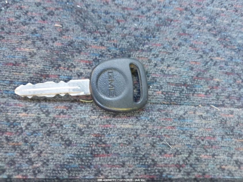 2002 GMC Sonoma Sls VIN: 1GTCS145328160347 Lot: 43898771