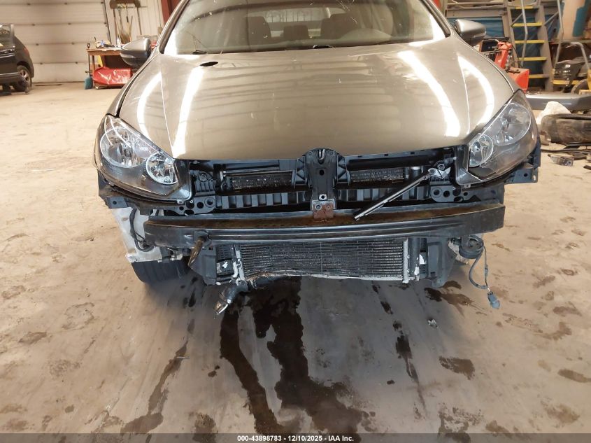 2013 Volkswagen Golf 2.0L Tdi 4-Door VIN: WVWNM7AJ6DW126179 Lot: 43898783