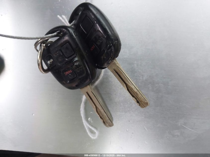 2002 Lexus Es 300 VIN: JTHBF30G725030123 Lot: 43898813