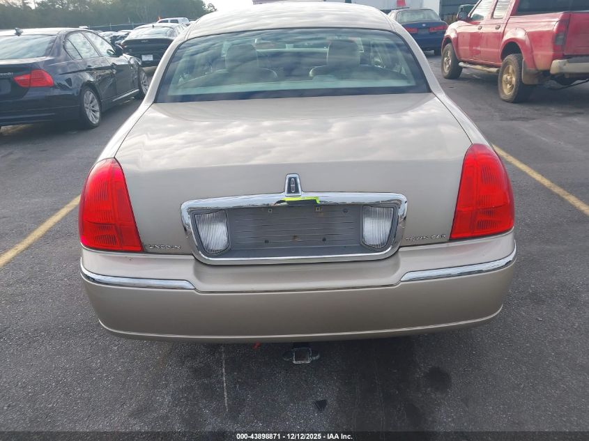 2007 Lincoln Town Car VIN: 1LNHM81Z07Y605031 Lot: 43898871