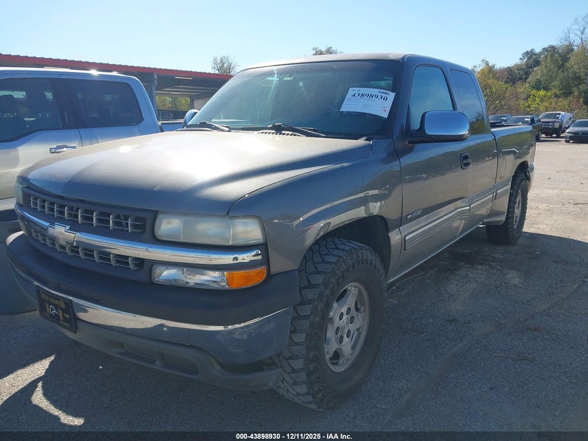 2GTEB19T1Y1361690 2000   photo no. 2