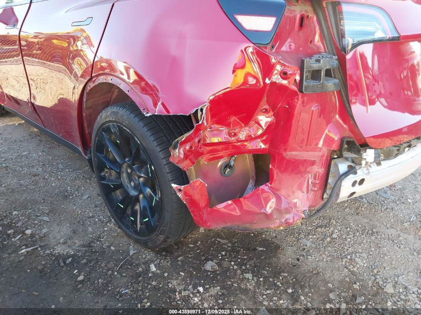 2022 Tesla Model Y Long Range Dual Motor All-Wheel Drive VIN: 7SAYGDEE9NF381482 Lot: 43898971