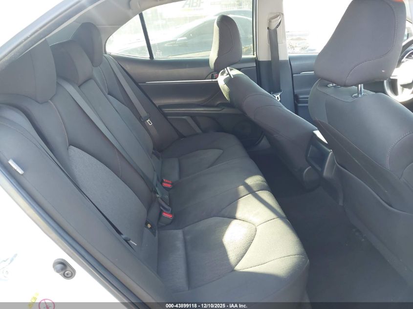 2018 Toyota Camry Le VIN: JTNB11HK1J3044487 Lot: 43899118