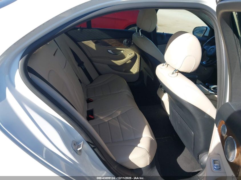 2015 Mercedes-Benz C 300 4Matic VIN: 55SWF4KB1FU039770 Lot: 43899124