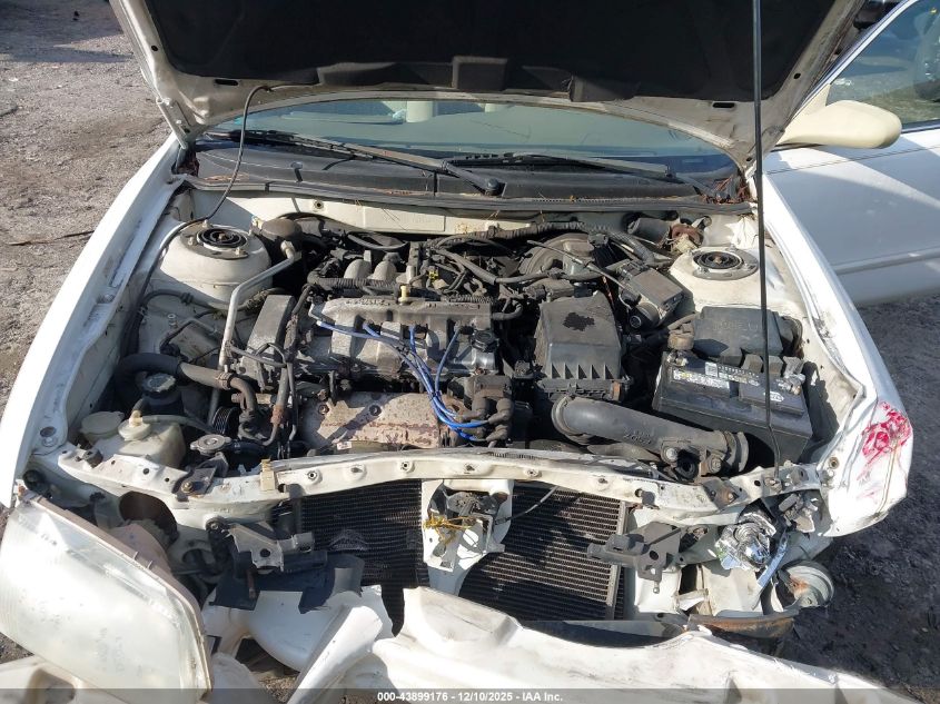 2001 Mazda 626 Es/Lx VIN: 1YVGF22C015213836 Lot: 43899176