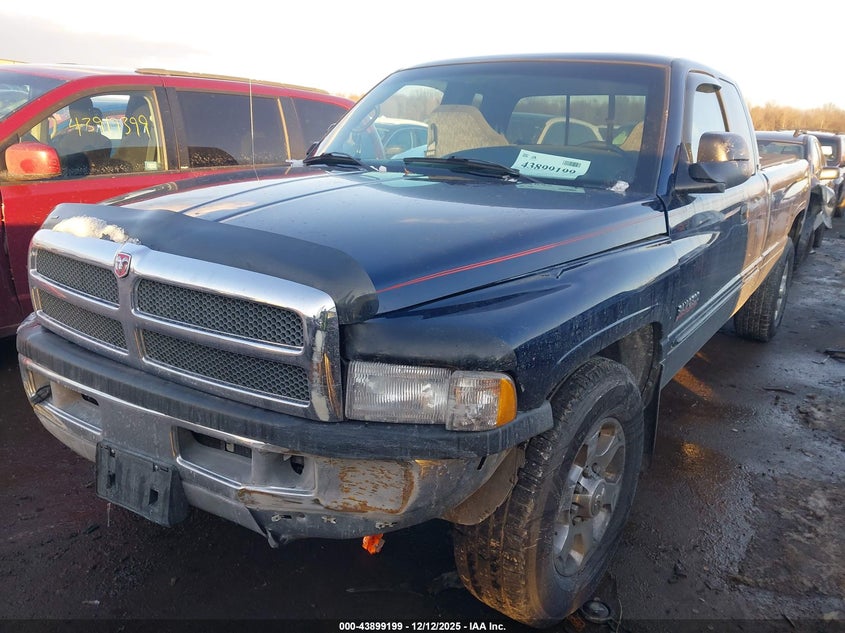 3B7KC23611G791809 2001 DODGE RAM photo no. 2