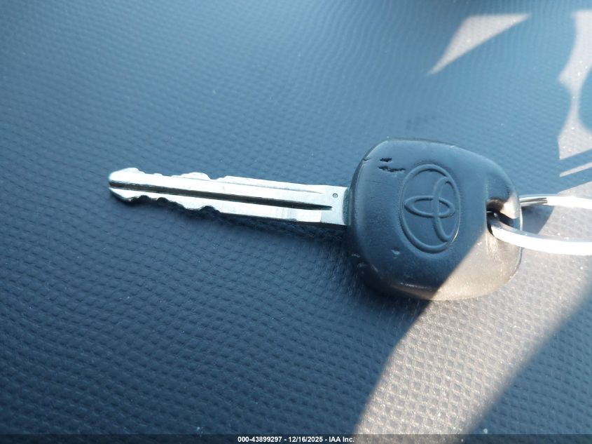 2010 Toyota Yaris VIN: JTDKT4K30A5297029 Lot: 43899297