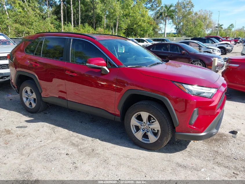 TOYOTA RAV4 XLE