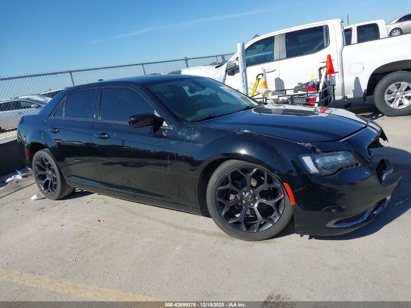 2019 Chrysler 300 Touring VIN: 2C3CCAAG7KH590917 Lot: 43899376
