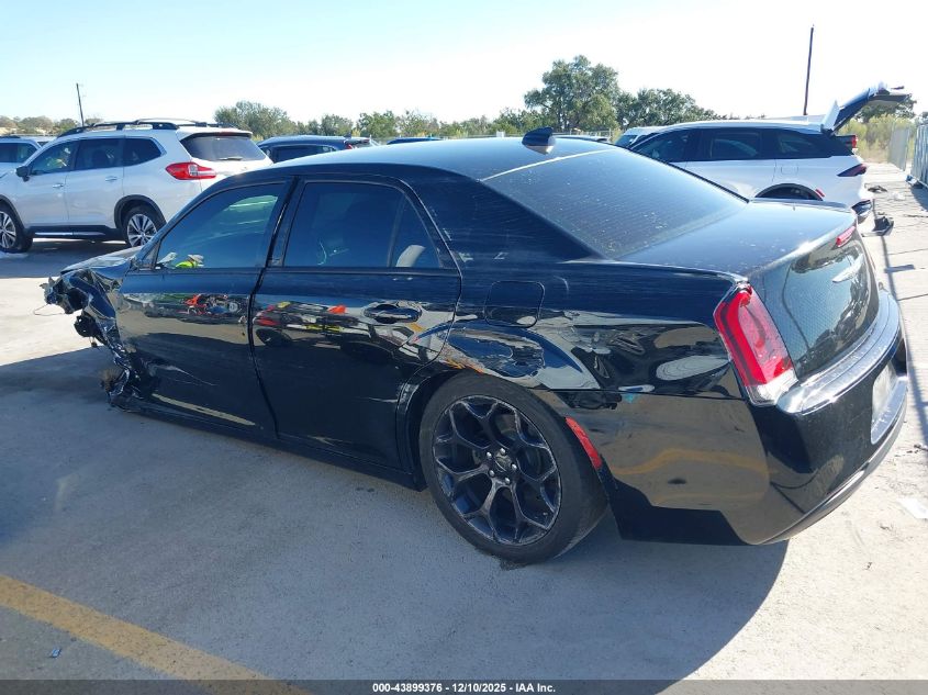 2019 Chrysler 300 Touring VIN: 2C3CCAAG7KH590917 Lot: 43899376