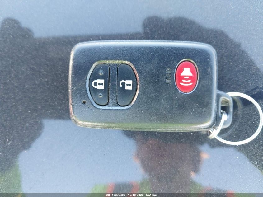 2013 Toyota Prius Three VIN: JTDKN3DU4D5585358 Lot: 43899400