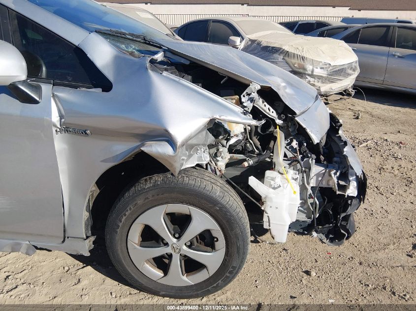 2013 Toyota Prius Three VIN: JTDKN3DU4D5585358 Lot: 43899400