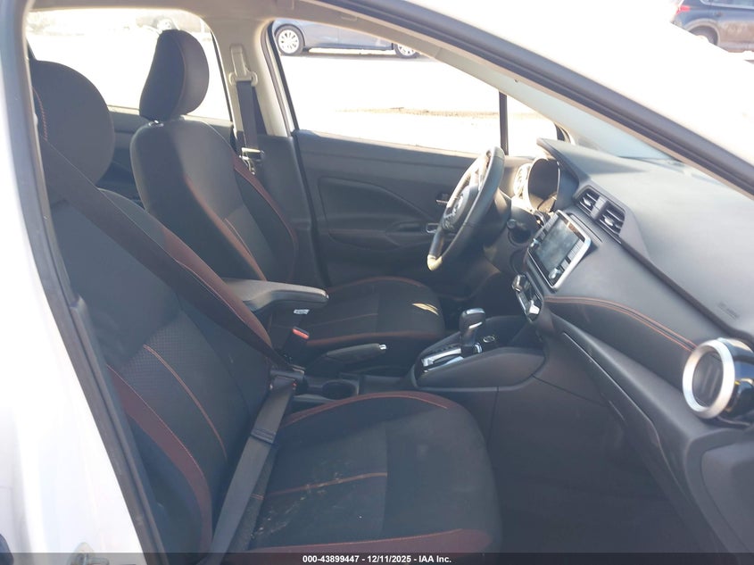 2021 Nissan Versa Sr Xtronic Cvt