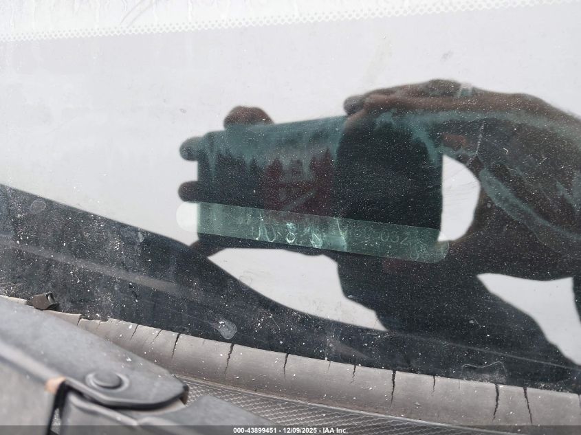 2015 Chevrolet Suburban 1500 Ltz VIN: 1GNSKKKCXFR605032 Lot: 43899451