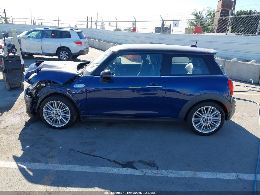 2017 Mini Hardtop Cooper S VIN: WMWXP7C5XH2A45098 Lot: 43899497