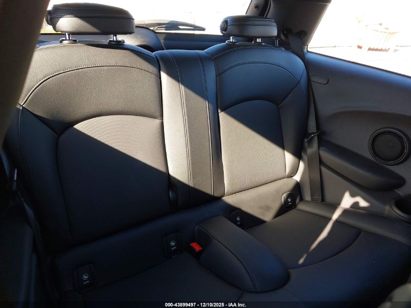 2017 Mini Hardtop Cooper S VIN: WMWXP7C5XH2A45098 Lot: 43899497