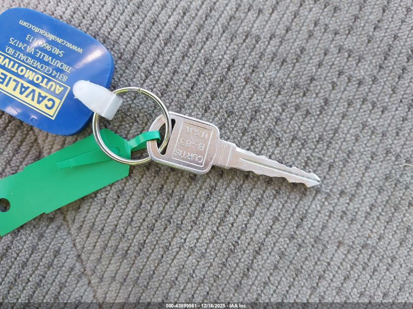 1996 Chevrolet Gmt-400 C1500 VIN: 1GCEC19R1TE231467 Lot: 43899561