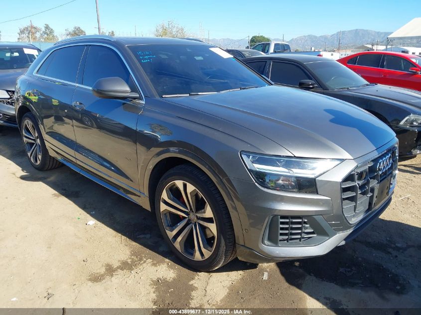 AUDI Q8 55 PREMIUM