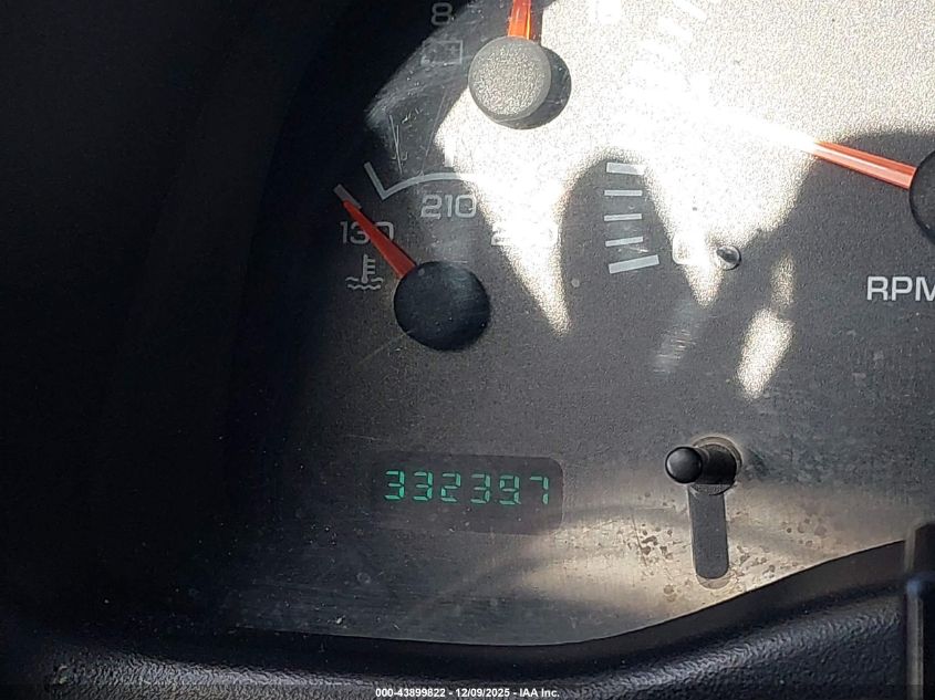 1999 Dodge Durango VIN: 1B4HS28Y2XF558746 Lot: 43899822