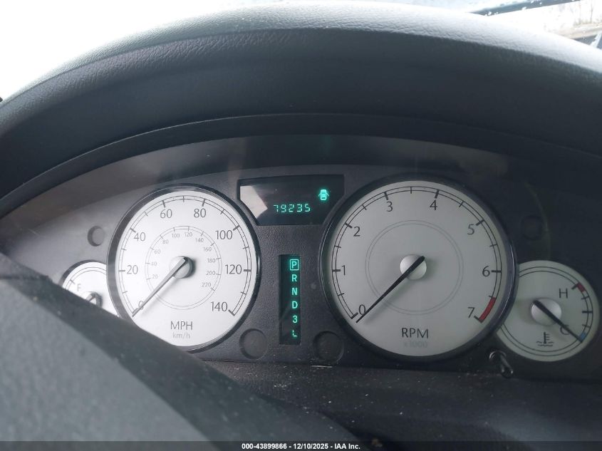 2005 Chrysler 300 VIN: 2C3JA43R35H615037 Lot: 43899866