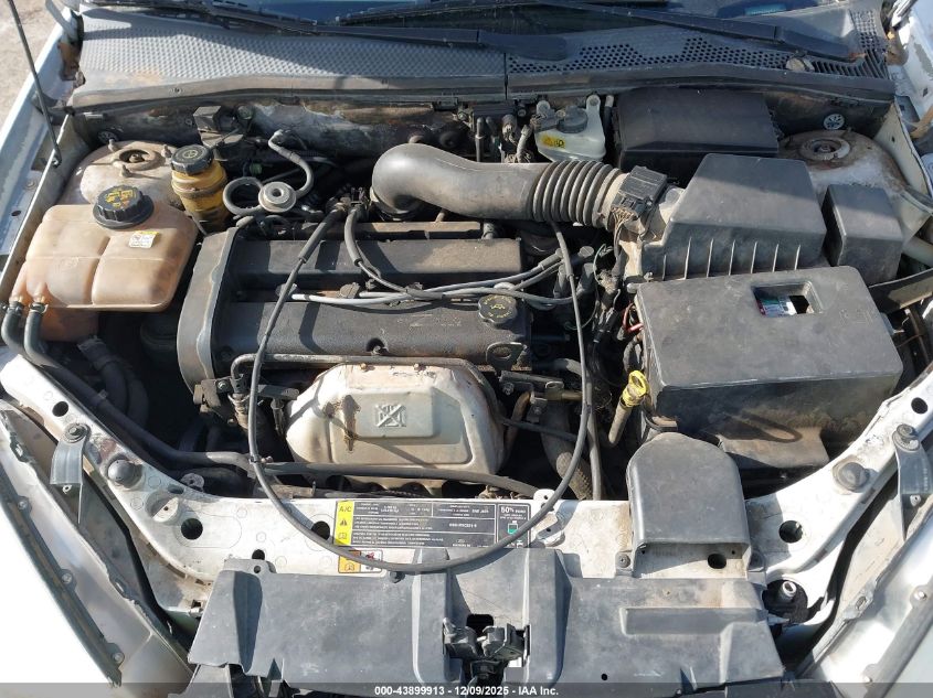 2000 Ford Focus Se VIN: 1FAFP3438YW346470 Lot: 43899913