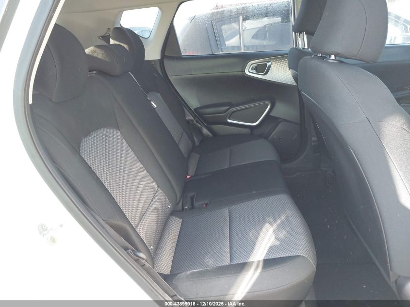 2022 Kia Soul Lx VIN: KNDJ23AU0N7163277 Lot: 43899918