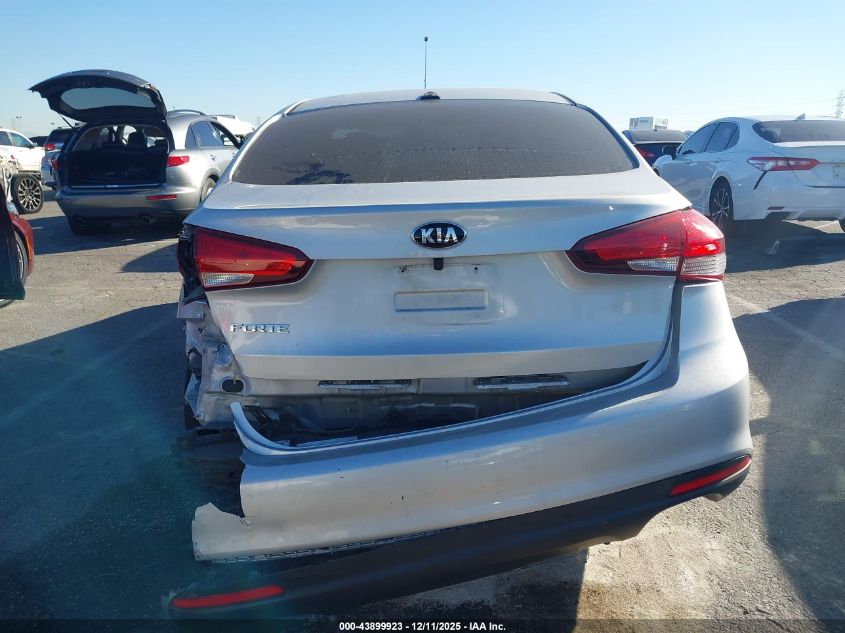 2018 Kia Forte Lx VIN: 3KPFK4A77JE175300 Lot: 43899923
