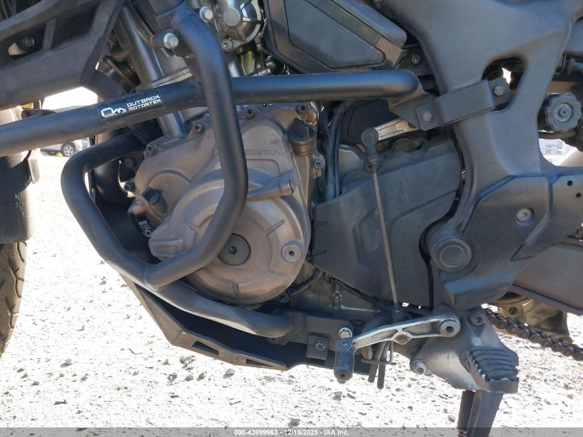 2017 Honda Crf1000 VIN: JH2SD0441HK100786 Lot: 43899963