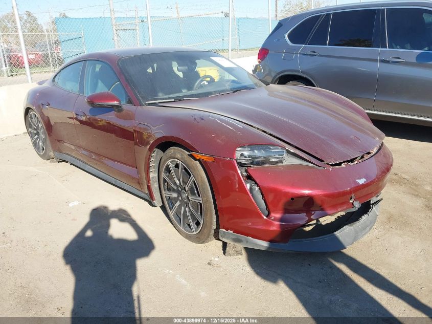 PORSCHE TAYCAN 4S