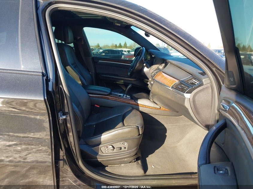 2011 BMW X6 xDrive50I