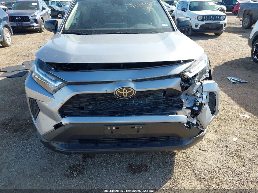 2024 Toyota Rav4 Le VIN: JTMH1RFV7RD126093 Lot: 43899985