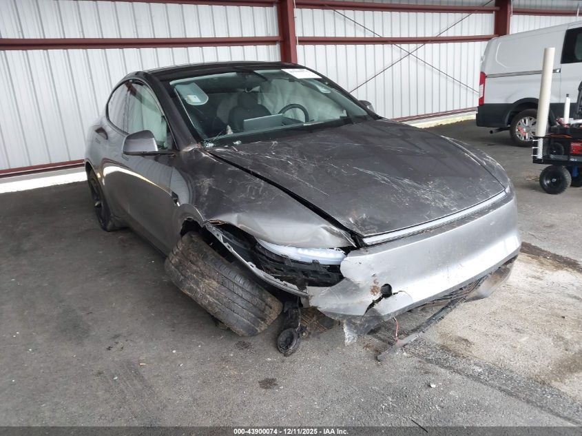 TESLA MODEL Y LONG RANGE DUAL MOTOR ALL-WHEEL DRIVE