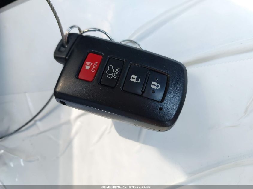 2018 Toyota Rav4 Xle VIN: 2T3WFREV6JW510920 Lot: 43900094