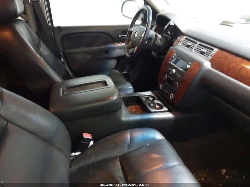 2012 Chevrolet Suburban 1500 Lt