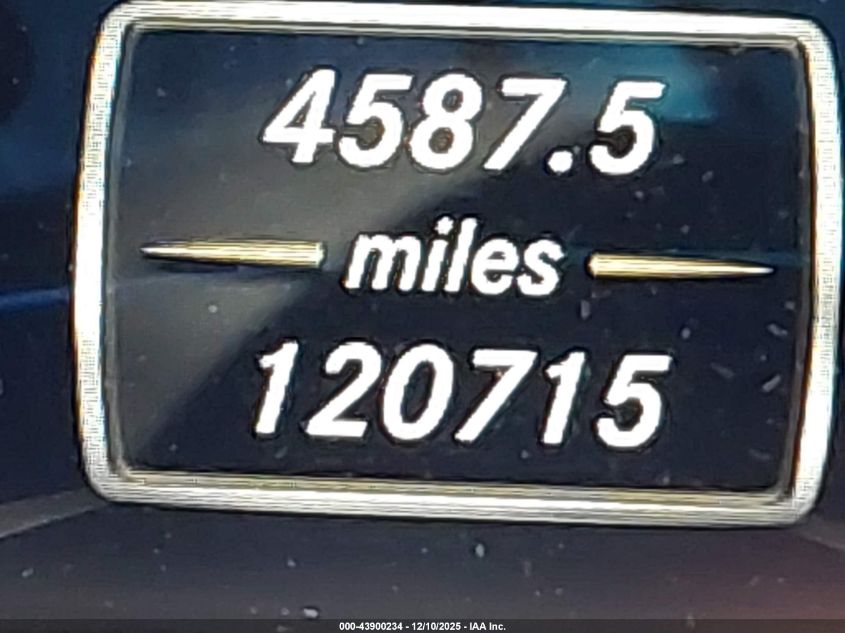 2012 Mercedes-Benz C 300 Sport 4Matic VIN: WDDGF8BB1CA705131 Lot: 43900234