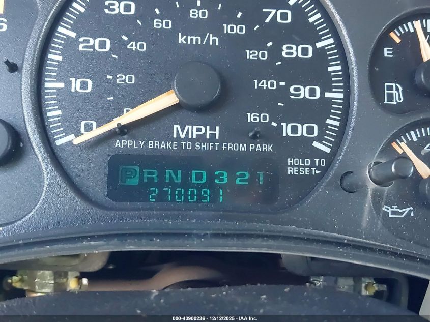 2002 Chevrolet Silverado 2500Hd Ls VIN: 1GCHC29GX2E107276 Lot: 43900236