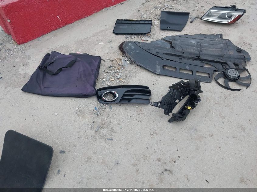 2015 Audi Q5 2.0T Premium VIN: WA1LFAFP2FA012797 Lot: 43900263