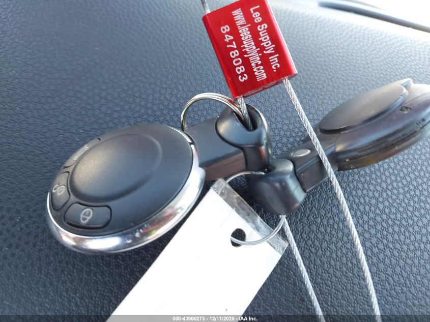 2010 Mini Cooper S VIN: WMWMS3C53ATY51209 Lot: 43900273