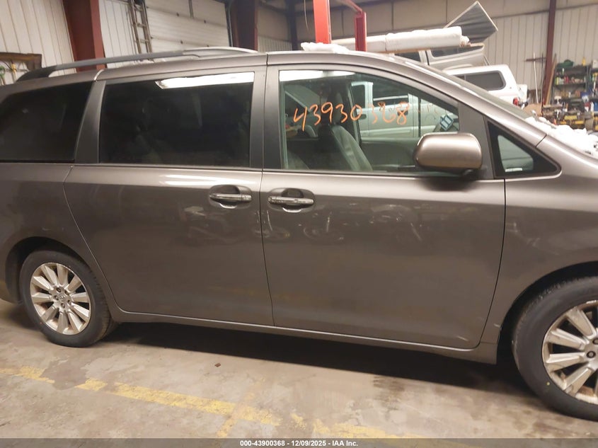 5TDDK3DC4DS066569 2013 TOYOTA SIENNA photo no. 13
